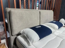 Letto design Tudor Novaluna con uno sconto del 33%