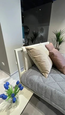 Letto Frame di Samoa scontato del 30%