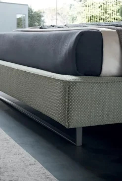 Letto imbottito con contenitore 200 x 200 Artigianale a prezzo ribassato