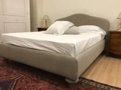 Letto imbottito con contenitore Medea  Twils a prezzo ribassato