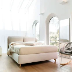Letto imbottito con contenitore Hello Noctis a prezzo ribassato