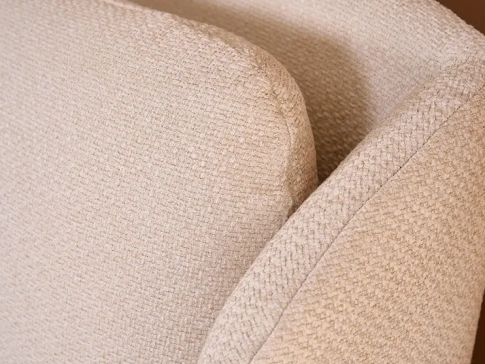 Letto imbottito con contenitore Hello Noctis a prezzo ribassato