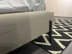 Letto imbottito con contenitore Set Bside a prezzo scontato