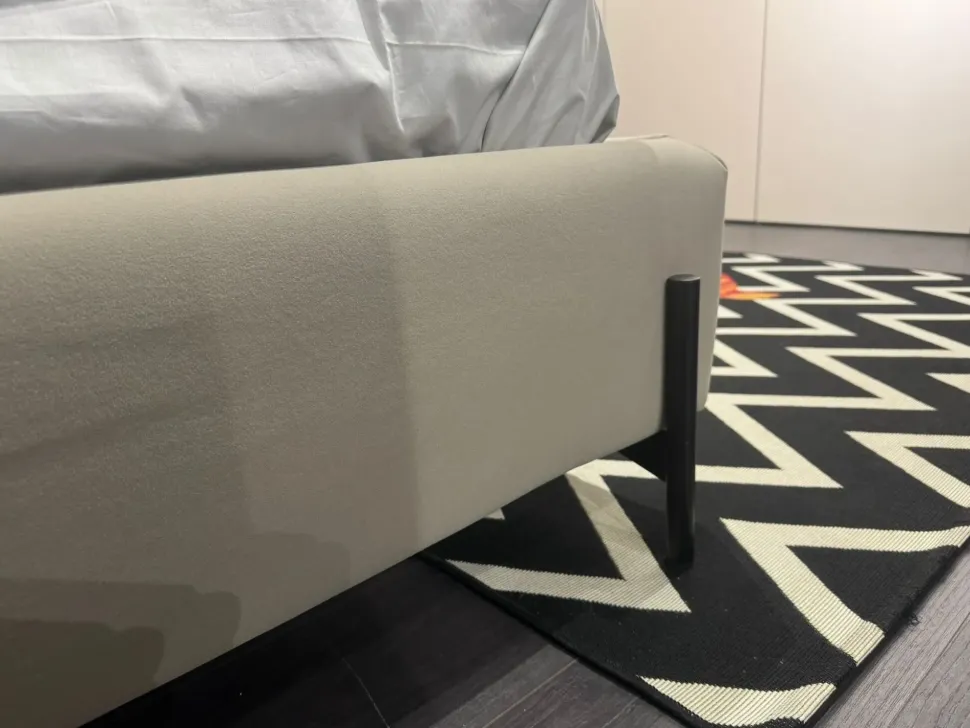 Letto imbottito con contenitore Set Bside a prezzo scontato