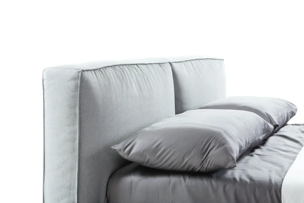 Letto imbottito con contenitore Herman Collezione esclusiva a prezzo ribassato