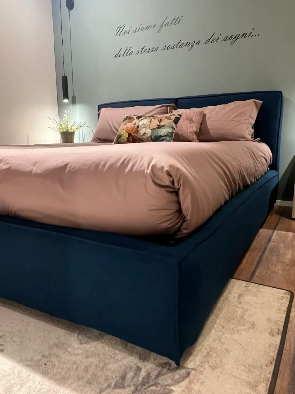 Letto imbottito con contenitore Letto imbottito V&nice a prezzo ribassato