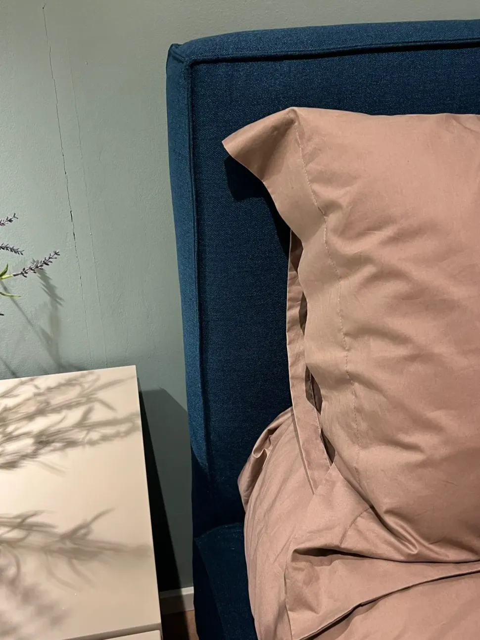 Letto imbottito con contenitore Letto imbottito V&nice a prezzo ribassato