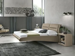 Letto imbottito con gambe Stromboli Target point a prezzo ribassato