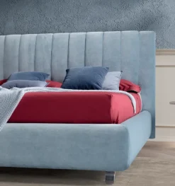Letto imbottito con giroletto Ginevra Novaluna a prezzo scontato