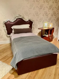 Letto imbottito con giroletto Chic Di liddo & perego a prezzo ribassato