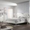 Letto imbottito con giroletto Letto cristallo Artigianale a prezzo ribassato