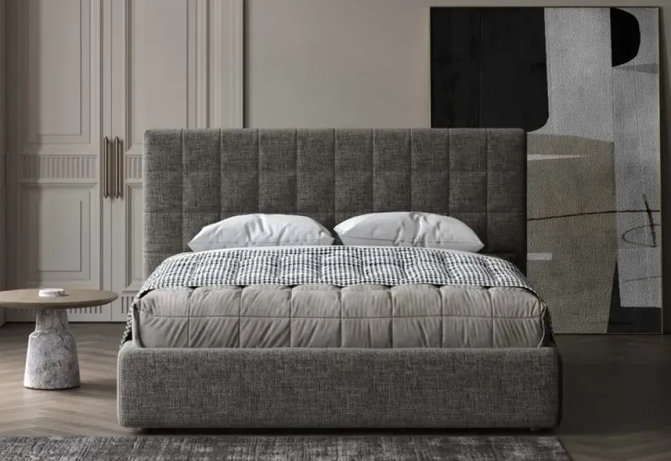 Letto imbottito con giroletto Ivan Divaletti a prezzo ribassato