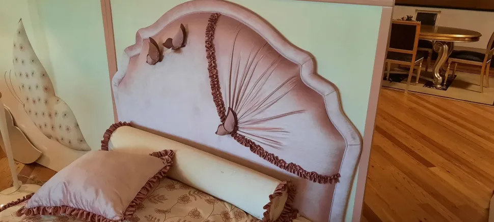 Letto imbottito con giroletto Modello dolce sogno Mobilificio bellutti a prezzo scontato