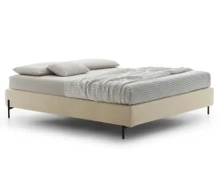 Letto imbottito con piedini Sommier Le comfort a prezzo scontato
