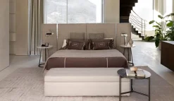 Letto imbottito modello Angle: richiedi ora il prezzo