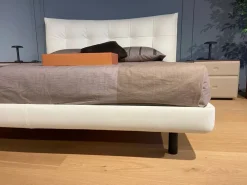 Letto imbottito modello Aurora tre: richiedi ora il prezzo riservato
