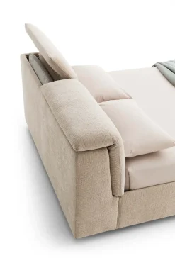 Letto imbottito modello Apollo di Le comfort scontato 35%