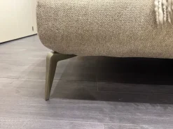 Letto imbottito modello Dress slim di Novaluna scontato 34%