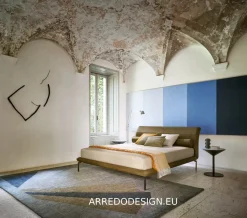 Letto imbottito modello Elle di Twils scontato 30%