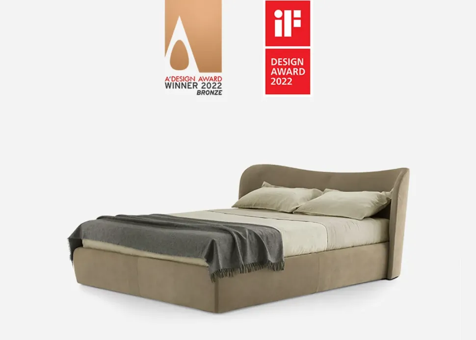 Letto imbottito modello Embrace di Pianca scontato 30%