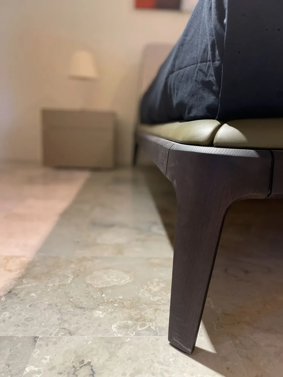 Letto imbottito modello Kelly di Poliform scontato 39%