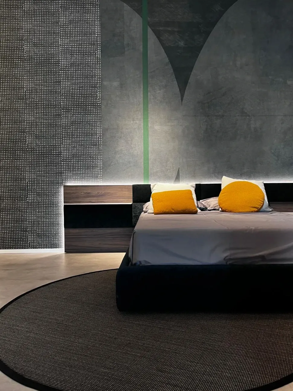 Letto imbottito modello Letto space di Novamobili scontato 30%