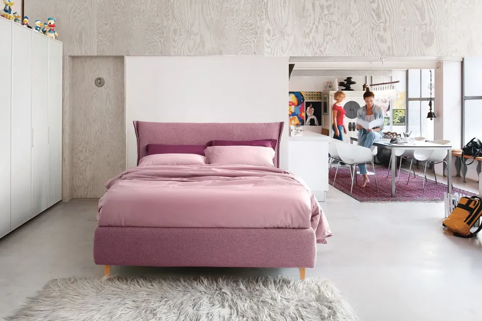 Letto imbottito modello Osaka: contatta il venditore per scoprire il prezzo