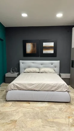 Letto imbottito modello Roger di Giessegi scontato 50%