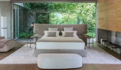 Letto imbottito modello Yuna: contatta il venditore per scoprire il prezzo