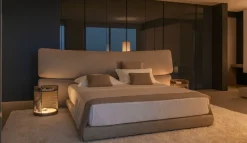 Letto imbottito modello Yuna: contatta il venditore per scoprire il prezzo