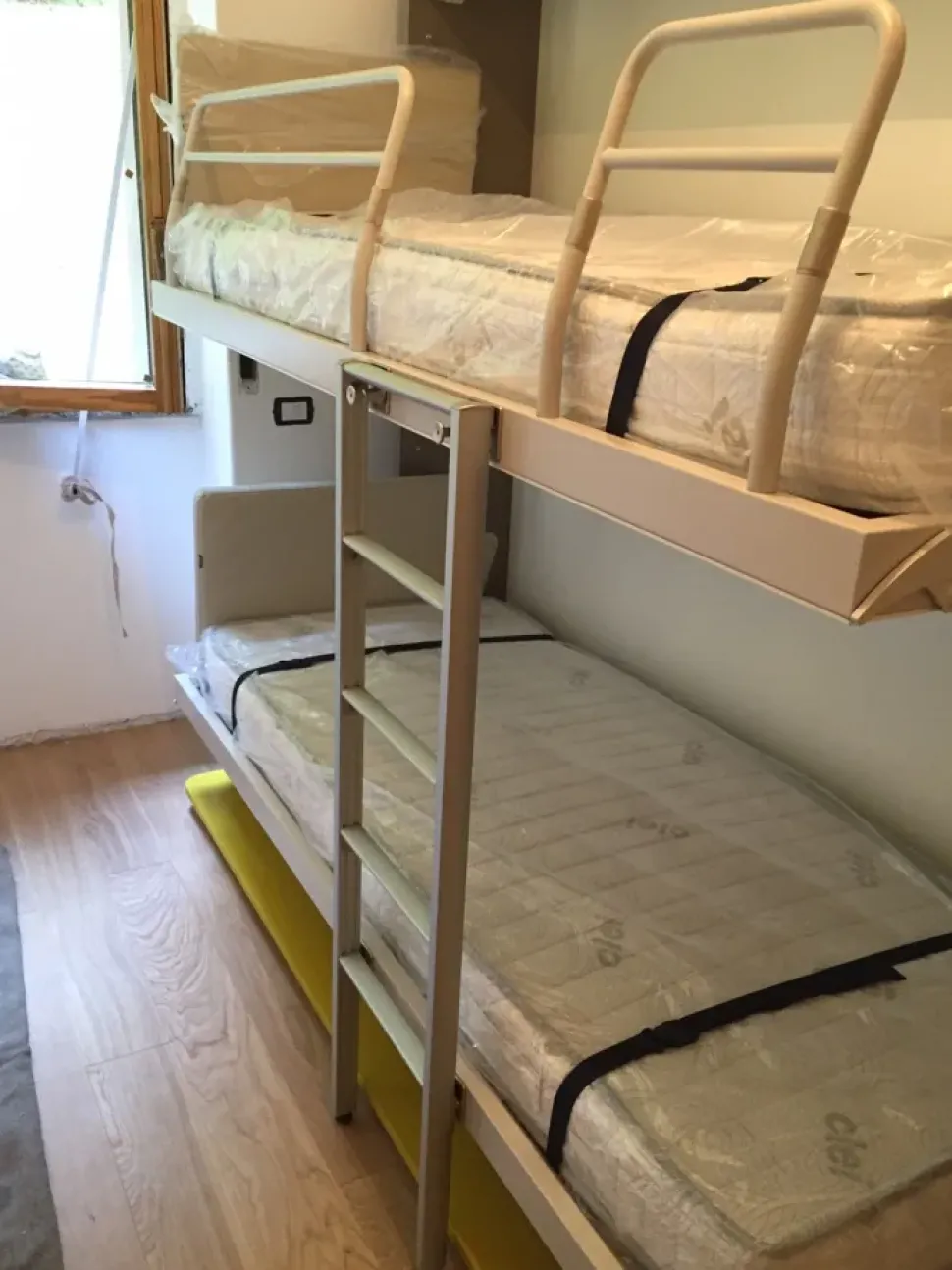 Letto in legno a scomparsa Kali duo board 2200 Clei a prezzo scontato