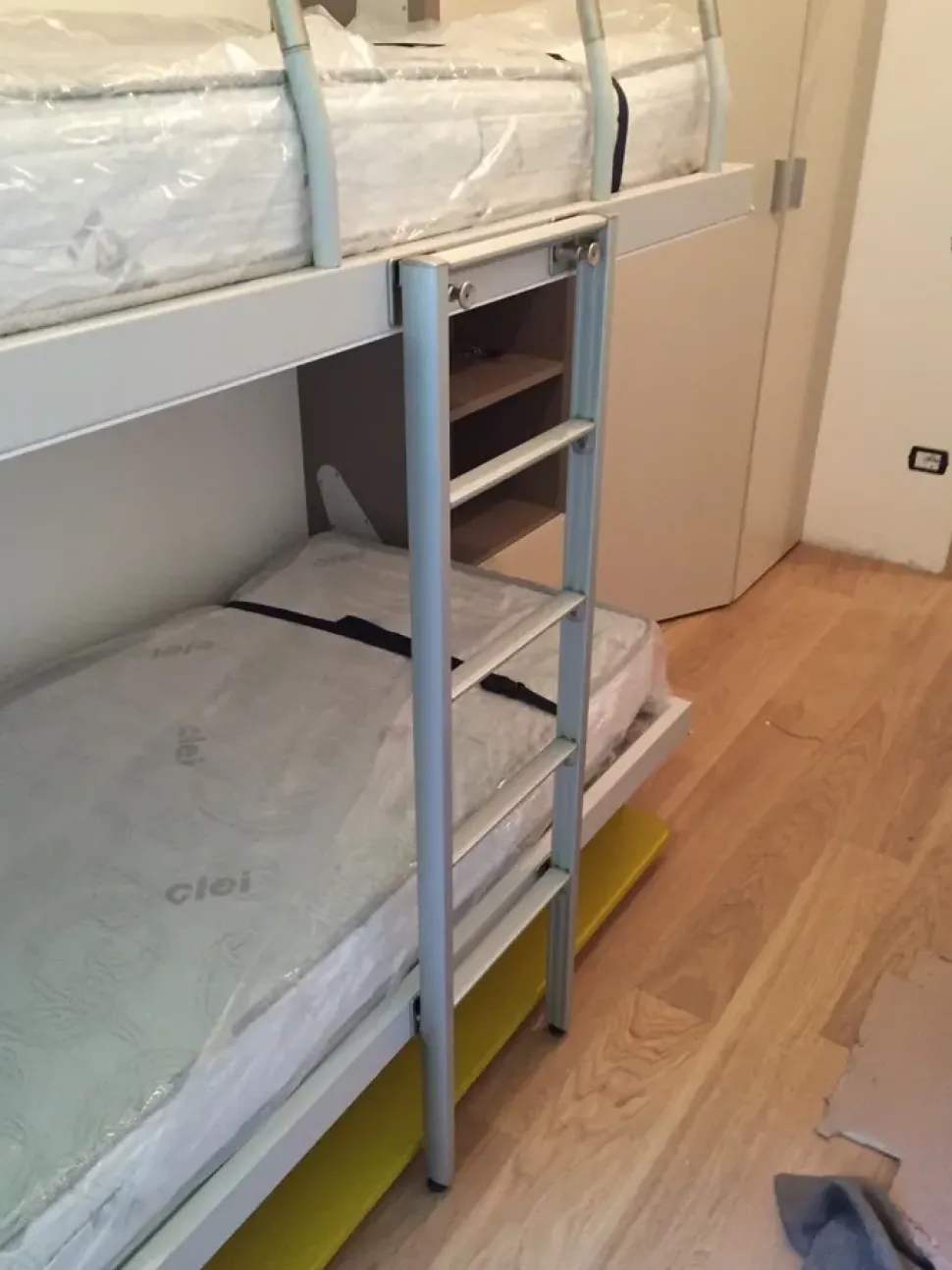 Letto in legno a scomparsa Kali duo board 2200 Clei a prezzo scontato