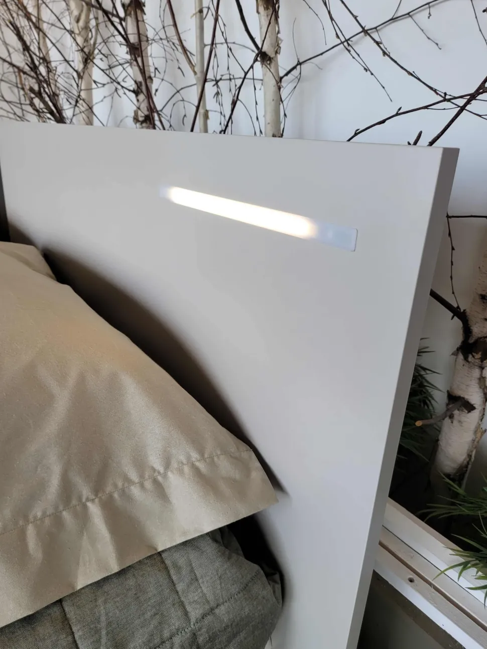 Letto in legno con contenitore Tablet Tomasella a prezzo scontato