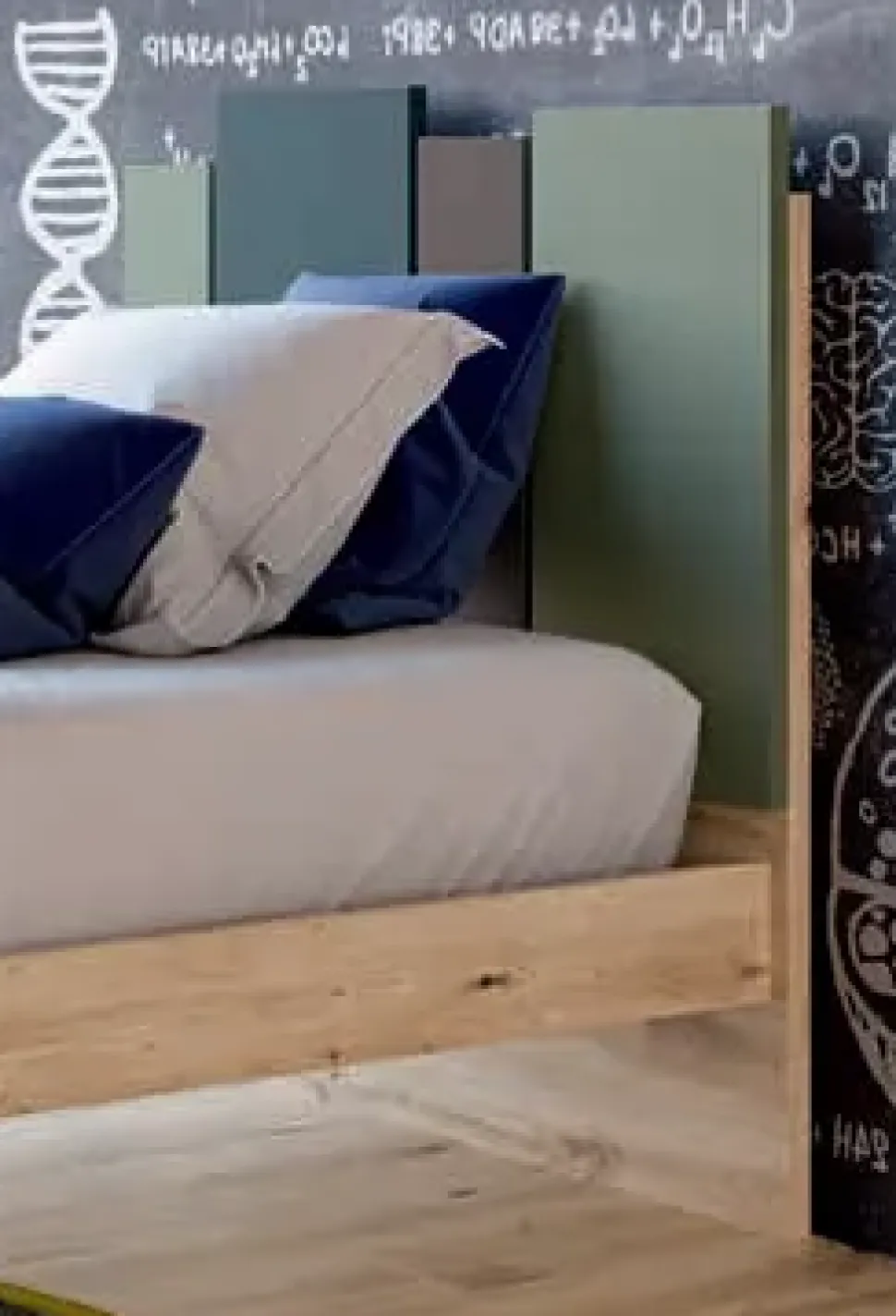 Letto in legno con gambe Mix Zg mobili a prezzo scontato