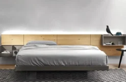 Letto in legno con gambe Letto effetto sospeso Sangiacomo a prezzo ribassato