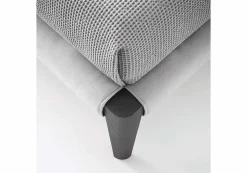 Letto in legno con gambe Spillo Pianca a prezzo scontato