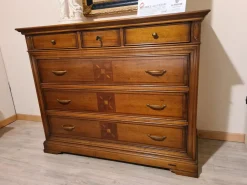 Letto in legno con giroletto Le primule Le fablier a prezzo scontato