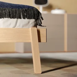 Letto in legno con giroletto Letto moderno ginevra Mottes selection a prezzo scontato