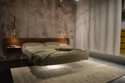 Letto in legno con piedini Fluttua wildwood Lago a prezzo scontato