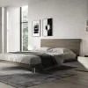 Letto in legno con piedini Zeo Artigianale a prezzo scontato