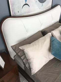 Letto in legno con piedini Letto le fablier mimose mod. nuvola tinta classica ed ecopelle bianca Le fablier a prezzo scontato