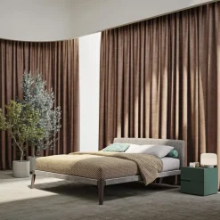 Letto in legno modello Zenit di Morassutti scontato 40%