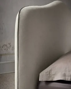 Letto matrimoniale classico Damian Felis a prezzo ribassato