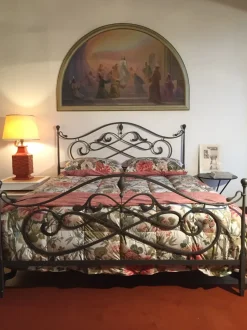 Letto matrimoniale classico Artu’ Cortezari a prezzo ribassato