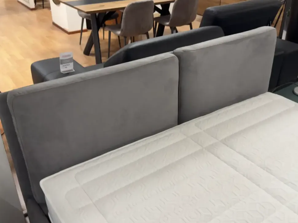 Letto matrimoniale con contenitore Form Samoa a prezzo scontato