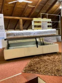 Letto matrimoniale con contenitore Ipanema  Le comfort a prezzo ribassato