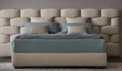 Letto matrimoniale con contenitore Majal a prezzo riservato