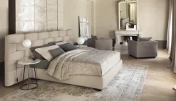 Letto matrimoniale con contenitore Majal a prezzo riservato