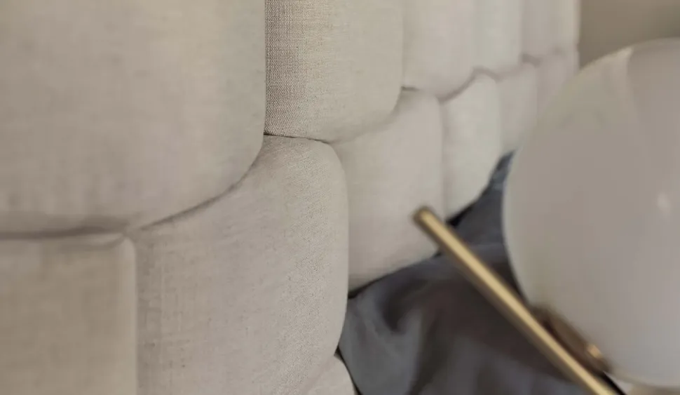 Letto matrimoniale con contenitore Majal a prezzo riservato