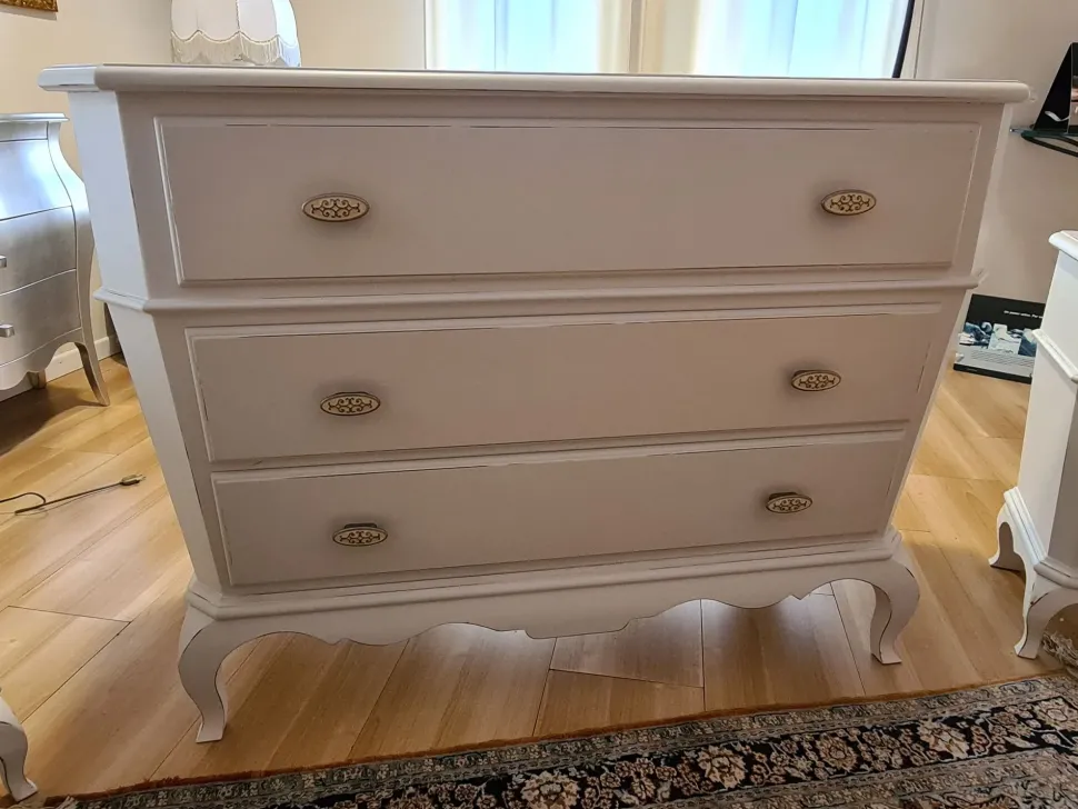 Letto matrimoniale con gambe Lotus Artigianale a prezzo ribassato